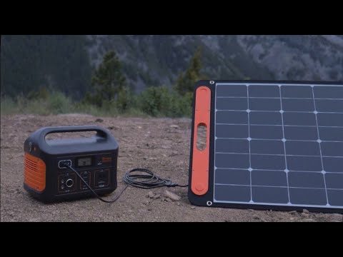 jackery explorer 500w tutorial video showing you how to setup and plug in the optional solar saga solar panel